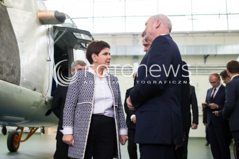  11.10.2016 LODZ<br />WIZYTA PREMIER BEATY SZYDLO W LODZKICH WOJSKOWYCH ZAKLADACH LOTNICZYCH<br />N/Z BEATA SZYDLO<br /> 