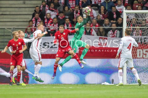  11.10.2016 WARSZAWA PILKA NOZNA <br />FOOTBALL POLISH ELIMINACJE MS 2018<br />MECZ POLSKA - ARMENIA NA STADIONIE NARODOWYM<br />N/Z IGOR LEWCZUK LUKASZ FABIANSKI<br /> 