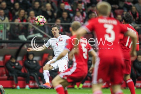  11.10.2016 WARSZAWA PILKA NOZNA <br />FOOTBALL POLISH ELIMINACJE MS 2018<br />MECZ POLSKA - ARMENIA NA STADIONIE NARODOWYM<br />N/Z ROBERT LEWANDOWSKI  <br /> 