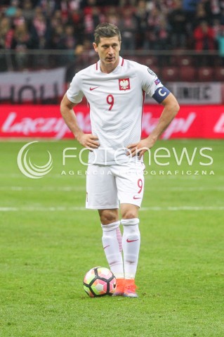  11.10.2016 WARSZAWA PILKA NOZNA <br />FOOTBALL POLISH ELIMINACJE MS 2018<br />MECZ POLSKA - ARMENIA NA STADIONIE NARODOWYM<br />N/Z ROBERT LEWANDOWSKI  <br /> 