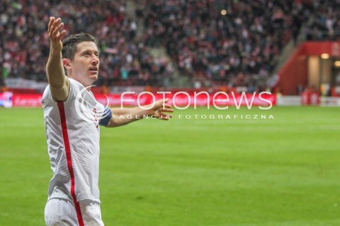  11.10.2016 WARSZAWA PILKA NOZNA <br />FOOTBALL POLISH ELIMINACJE MS 2018<br />MECZ POLSKA - ARMENIA NA STADIONIE NARODOWYM<br />N/Z RADOSC BRAMKA GOL NA 2:1 ROBERT LEWANDOWSKI  <br /> 