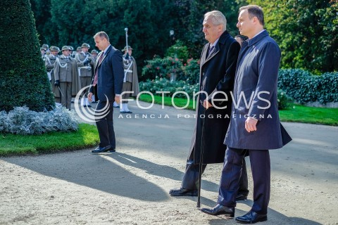  14.10.2016 LANCUT<br />SPOTKANIE PREZYDENTOW PANSTW GRUPY WYSZEHRADZKIEJ NA ZAMKU W LANCUCIE <br />N/Z PREZYDENT RP ANDRZEJ DUDA I PREZYDENT CZECH MILOS ZEMAN<br /> 