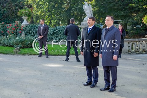  14.10.2016 LANCUT<br />SPOTKANIE PREZYDENTOW PANSTW GRUPY WYSZEHRADZKIEJ NA ZAMKU W LANCUCIE <br />N/Z PREZYDENT RP ANDRZEJ DUDA I PREZYDENT WEGIER JANOS ADER <br /> 