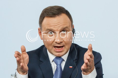  15.10.2016 RZESZOW <br />SPOTKANIE PREZYDENTOW PANSTW GRUPY WYSZEHRADZKIEJ W RZESZOWIE<br />N/Z ANDRZEJ DUDA ( PREZYDENT RP POLSKI ) <br /> 