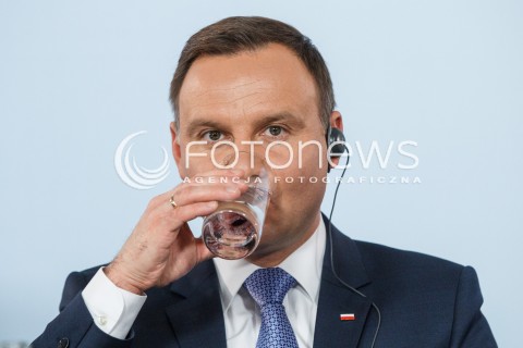  15.10.2016 RZESZOW <br />SPOTKANIE PREZYDENTOW PANSTW GRUPY WYSZEHRADZKIEJ W RZESZOWIE<br />N/Z ANDRZEJ DUDA ( PREZYDENT RP POLSKI ) <br /> 
