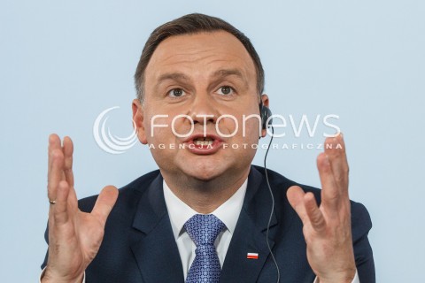  15.10.2016 RZESZOW <br />SPOTKANIE PREZYDENTOW PANSTW GRUPY WYSZEHRADZKIEJ W RZESZOWIE<br />N/Z ANDRZEJ DUDA ( PREZYDENT RP POLSKI ) <br /> 