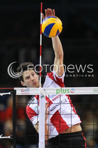  21.10.2016 RZESZOW<br />SIATKOWKA PLUSLIGA 2016/2017 MEN VOLLEYBALL POLAND POLISH PLUS LIGA LEAGUE SEASON 2016/2017<br />MECZ ASSECO RESOVIA RZESZOW - LOTOS TREFL GDANSK <br />N/Z THIBAULT ROSSARD SYLWETKA ATAK<br /> 