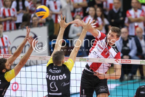  21.10.2016 RZESZOW<br />SIATKOWKA PLUSLIGA 2016/2017 MEN VOLLEYBALL POLAND POLISH PLUS LIGA LEAGUE SEASON 2016/2017<br />MECZ ASSECO RESOVIA RZESZOW - LOTOS TREFL GDANSK <br />N/Z PIOTR NOWAKOWSKI <br /> 