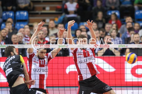  21.10.2016 RZESZOW<br />SIATKOWKA PLUSLIGA 2016/2017 MEN VOLLEYBALL POLAND POLISH PLUS LIGA LEAGUE SEASON 2016/2017<br />MECZ ASSECO RESOVIA RZESZOW - LOTOS TREFL GDANSK <br />N/Z FABIAN DRZYZGA PIOTR NOWAKOWSKI BLOK<br /> 