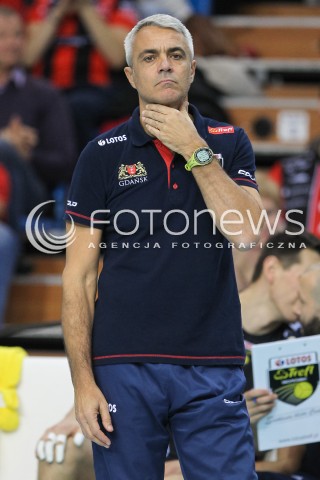  21.10.2016 RZESZOW<br />SIATKOWKA PLUSLIGA 2016/2017 MEN VOLLEYBALL POLAND POLISH PLUS LIGA LEAGUE SEASON 2016/2017<br />MECZ ASSECO RESOVIA RZESZOW - LOTOS TREFL GDANSK <br />N/Z ANDREA ANASTASI - I TRENER ( HEAD COACH ) SYLWETKA <br /> 