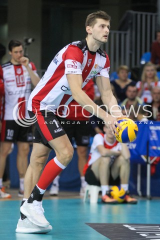  21.10.2016 RZESZOW<br />SIATKOWKA PLUSLIGA 2016/2017 MEN VOLLEYBALL POLAND POLISH PLUS LIGA LEAGUE SEASON 2016/2017<br />MECZ ASSECO RESOVIA RZESZOW - LOTOS TREFL GDANSK <br />N/Z PIOTR NOWAKOWSKI SYLWETKA <br /> 