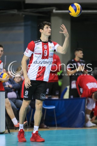  21.10.2016 RZESZOW<br />SIATKOWKA PLUSLIGA 2016/2017 MEN VOLLEYBALL POLAND POLISH PLUS LIGA LEAGUE SEASON 2016/2017<br />MECZ ASSECO RESOVIA RZESZOW - LOTOS TREFL GDANSK <br />N/Z THIBAULT ROSSARD SYLWETKA <br /> 