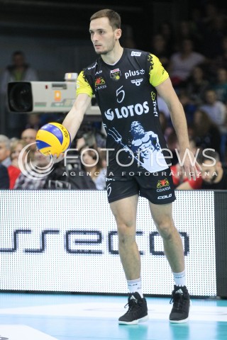  21.10.2016 RZESZOW<br />SIATKOWKA PLUSLIGA 2016/2017 MEN VOLLEYBALL POLAND POLISH PLUS LIGA LEAGUE SEASON 2016/2017<br />MECZ ASSECO RESOVIA RZESZOW - LOTOS TREFL GDANSK <br />N/Z BARTOSZ PIETRUCZUK SYLWETKA <br /> 