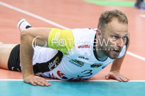  21.10.2016 RZESZOW<br />SIATKOWKA PLUSLIGA 2016/2017 MEN VOLLEYBALL POLAND POLISH PLUS LIGA LEAGUE SEASON 2016/2017<br />MECZ ASSECO RESOVIA RZESZOW - LOTOS TREFL GDANSK <br />N/Z PIOTR GACEK SYLWETKA <br /> 