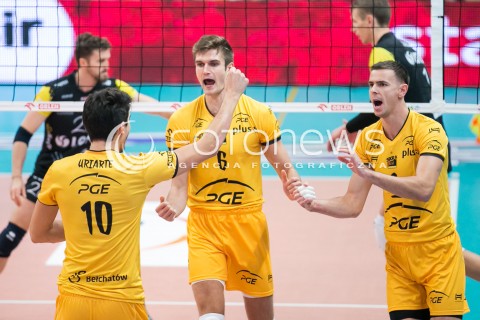  29.10.2016 BELCHATOW<br />
SIATKOWKA PLUS LIGA 2016/2017 MEN VOLLEYBALL POLAND PLUSLIGA<br />
PGE SKRA BELCHATOW -  LOTOS TREFL GDANSK<br />
N/Z RADOSC WYGRANA MARIUSZ WLAZLY KAROL KLOS<br />
 