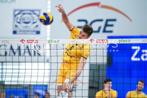  29.10.2016 BELCHATOW<br />
SIATKOWKA PLUS LIGA 2016/2017 MEN VOLLEYBALL POLAND PLUSLIGA<br />
PGE SKRA BELCHATOW -  LOTOS TREFL GDANSK<br />
N/Z KAROL KLOS SYLWETKA<br />
 