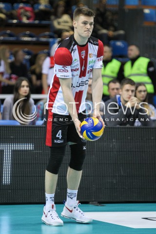  30.10.2016 RZESZOW<br />SIATKOWKA PLUSLIGA 2016/2017 MEN VOLLEYBALL POLAND POLISH PLUS LIGA LEAGUE SEASON 2016/2017<br />MECZ ASSECO RESOVIA RZESZOW - CERRAD CZARNI RADOM <br />N/Z JOHN GORDON PERRIN SYLWETKA <br /> 