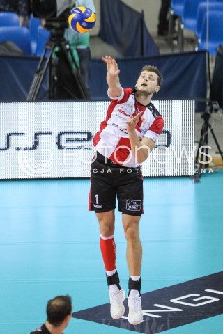  30.10.2016 RZESZOW<br />SIATKOWKA PLUSLIGA 2016/2017 MEN VOLLEYBALL POLAND POLISH PLUS LIGA LEAGUE SEASON 2016/2017<br />MECZ ASSECO RESOVIA RZESZOW - CERRAD CZARNI RADOM <br />N/Z PIOTR NOWAKOWSKI SYLWETKA <br /> 