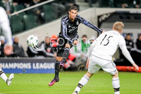  02.11.2016 WARSZAWA PILKA NOZNA STADION LEGII<br />FOOTBALL RUNDA ELIMINACJI UEFA CHAMPIONS LEAGUE<br />MECZ LEGIA WARSZAWA - REAL MADRYT<br />N/Z CRISTIANO RONALDO <br /> 