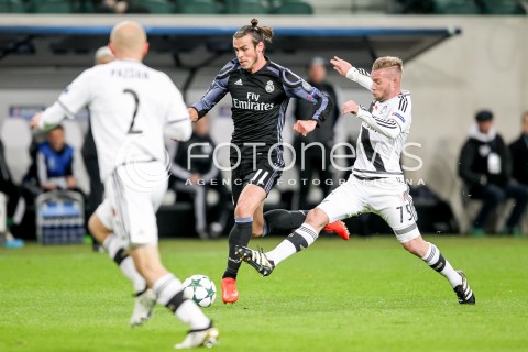  02.11.2016 WARSZAWA PILKA NOZNA STADION LEGII<br />FOOTBALL RUNDA ELIMINACJI UEFA CHAMPIONS LEAGUE<br />MECZ LEGIA WARSZAWA - REAL MADRYT<br />N/Z GARETH BALE THIBAULT MOULIN<br /> 