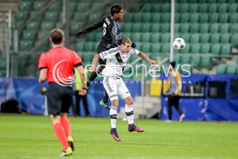  02.11.2016 WARSZAWA PILKA NOZNA STADION LEGII<br />FOOTBALL RUNDA ELIMINACJI UEFA CHAMPIONS LEAGUE<br />MECZ LEGIA WARSZAWA - REAL MADRYT<br />N/Z RAPHAEL VARANE ALEKSANDAR PRIJOVIC<br /> 