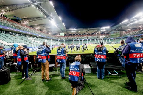  02.11.2016 WARSZAWA PILKA NOZNA STADION LEGII<br />FOOTBALL RUNDA ELIMINACJI UEFA CHAMPIONS LEAGUE<br />MECZ LEGIA WARSZAWA - REAL MADRYT<br />N/Z MEDIA PRASA FOTOREPORTERZY FOTOGRAFOWIE NA ROZGRZEWCE REAL MADRYT<br /> 