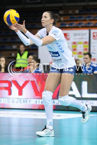  06.11.2016 RZESZOW<br />SIATKOWKA ORLEN LIGA 2016/2017 WOMEN VOLLEYBALL POLAND POLISH ORLENLIGA LEAGUE SEASON 2016/2017<br />MECZ DEVELOPRES SKYRES RZESZOW - CHEMIK POLICE <br />N/Z KLAUDIA KACZOROWSKA SYLWETKA <br /> 
