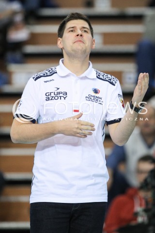  06.11.2016 RZESZOW<br />SIATKOWKA ORLEN LIGA 2016/2017 WOMEN VOLLEYBALL POLAND POLISH ORLENLIGA LEAGUE SEASON 2016/2017<br />MECZ DEVELOPRES SKYRES RZESZOW - CHEMIK POLICE <br />N/Z JAKUB GLUSZAK - I TRENER ( HEAD COACH ) SYLWETKA <br /> 