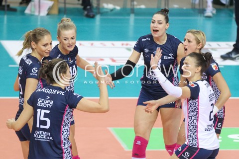  06.11.2016 RZESZOW<br />SIATKOWKA ORLEN LIGA 2016/2017 WOMEN VOLLEYBALL POLAND POLISH ORLENLIGA LEAGUE SEASON 2016/2017<br />MECZ DEVELOPRES SKYRES RZESZOW - CHEMIK POLICE <br />N/Z JOANNA WOLOSZ KATARZYNA ZAROSLINSKA ALEKSANDRA JAGIELO RADOSC EMOCJE <br /> 