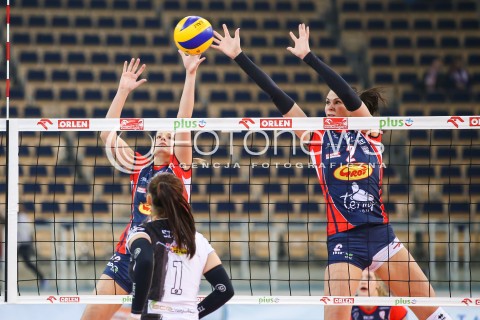  07.11.2016 LODZ SIATKOWKA <br />
ORLEN LIGA  SEZON 2016/2017 <br />
BEEF MASTER BUDOWLANI LODZ - LKS COMMERCECON<br />
N/Z GABRIELA POLANSKA PAVLA VINCOUROVA<br />
 