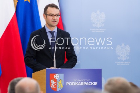  07.11.2016 LANCUT<br />KONFERENCJA "10 LAT DEKLARACJI LANCUCKIEJ - VIA CARPATIA DZIS, WYZWANIA NA PRZYSZLOSC" Z UDZIALEM PREMIER <br />N/Z TOMASZ POREBA ( EUROPOSEL ) <br /> 