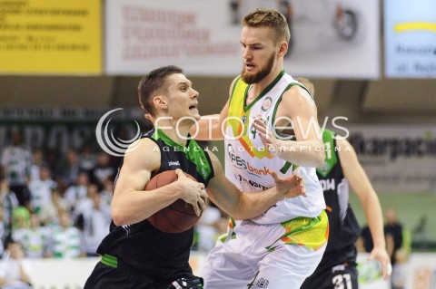  07.11.2016 KROSNO <br />KOSZYKOWKA TAURON BASKET LIGA PLK 2016/2017 <br />MEN BASKETBALL POLAND POLISH BASKETLIGA LEAGUE SEASON 2016/2017 <br />MECZ MIASTO SZKLA KROSNO - PGE TUROW ZGORZELEC<br />N/Z SZYMON RDUCH MICHAEL GOSPODAREK <br /> 
