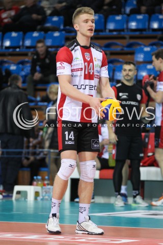  12.11.2016 RZESZOW<br />SIATKOWKA PLUSLIGA 2016/2017 MEN VOLLEYBALL POLAND POLISH PLUS LIGA LEAGUE SEASON 2016/2017<br />MECZ ASSECO RESOVIA RZESZOW - GKS KATOWICE <br />N/Z DOMINIK DEPOWSKI SYLWETKA <br /> 