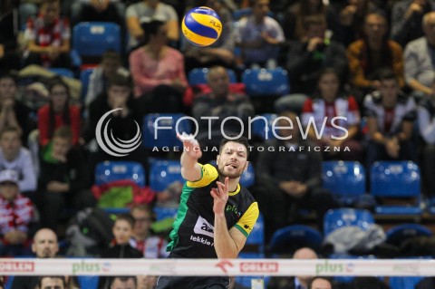  12.11.2016 RZESZOW<br />SIATKOWKA PLUSLIGA 2016/2017 MEN VOLLEYBALL POLAND POLISH PLUS LIGA LEAGUE SEASON 2016/2017<br />MECZ ASSECO RESOVIA RZESZOW - GKS KATOWICE <br />N/Z SERHIY KAPELUS SYLWETKA ZAGRYWKA<br /> 