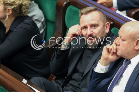 15.11.2016 WARSZAWA SEJM<br />POSIEDZENIE SEJMU RP<br />N/Z PIOTR LIROY MARZEC<br /> 