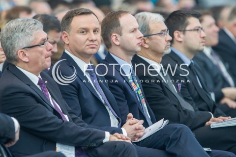  18.11.2016 JASIONKA<br />KONGRES 590 W CENTRUM WYSTAWIENNICZO - KONGRESOWYM W JASIONCE KOLO RZESZOWA<br />WYSTAPIENIE WICEPREMIERA MATEUSZA MORAWIECKIEGO <br />PRZEDSTAWIENIE KONSTYTUCJI DLA BIZNESU<br />N/Z PREZYDENT RP ANDRZEJ DUDA<br /> 