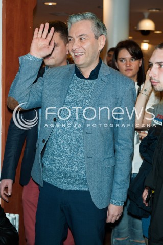  20.11.2016 WARSZAWA<br />PROMOCJA KSIAZKI ROBERTA BIEDRONIA PT. POD PRAD<br />N/Z ROBERT BIEDRON<br /> 