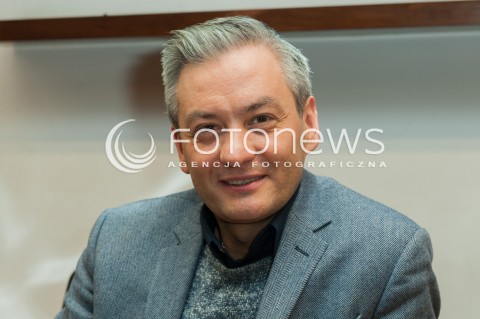  20.11.2016 WARSZAWA<br />PROMOCJA KSIAZKI ROBERTA BIEDRONIA PT. POD PRAD<br />N/Z ROBERT BIEDRON<br /> 