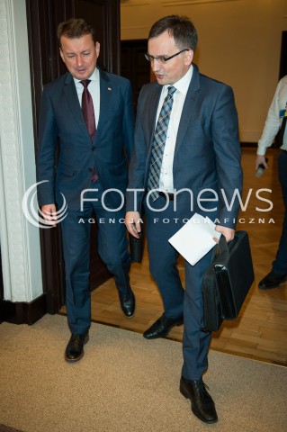  24.11.2016 WARSZAWA <br />POSIEDZENIE RADY MINISTROW <br />N/Z MARIUSZ BLASZCZAK ZBIGNIEW ZIOBRO <br /> 
