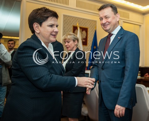  24.11.2016 WARSZAWA <br />POSIEDZENIE RADY MINISTROW <br />N/Z PREMIER BEATA SZYDLO MARIUSZ BLASZCZAK <br /> 