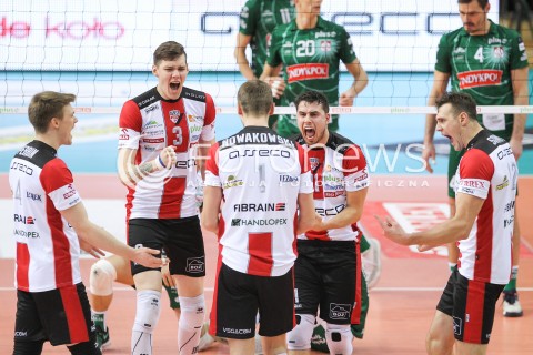  26.11.2016 RZESZOW<br />SIATKOWKA PLUSLIGA 2016/2017 MEN VOLLEYBALL POLAND POLISH PLUS LIGA LEAGUE SEASON 2016/2017<br />MECZ ASSECO RESOVIA RZESZOW - INDYKPOL AZS OLSZTYN <br />N/Z FABIAN DRZYZGA BARTLOMIEJ LEMANSKI GAVIN SCHMITT JOHN GORDON PERRIN RADOSC EMOCJE <br /> 