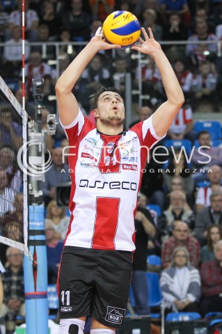  26.11.2016 RZESZOW<br />SIATKOWKA PLUSLIGA 2016/2017 MEN VOLLEYBALL POLAND POLISH PLUS LIGA LEAGUE SEASON 2016/2017<br />MECZ ASSECO RESOVIA RZESZOW - INDYKPOL AZS OLSZTYN <br />N/Z FABIAN DRZYZGA SYLWETKA <br /> 