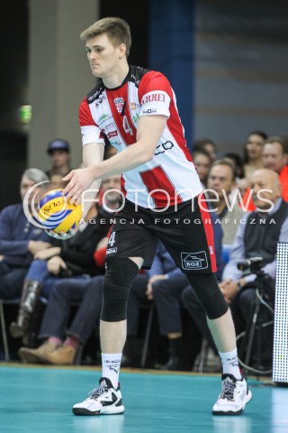  26.11.2016 RZESZOW<br />SIATKOWKA PLUSLIGA 2016/2017 MEN VOLLEYBALL POLAND POLISH PLUS LIGA LEAGUE SEASON 2016/2017<br />MECZ ASSECO RESOVIA RZESZOW - INDYKPOL AZS OLSZTYN <br />N/Z JOHN GORDON PERRIN SYLWETKA <br /> 