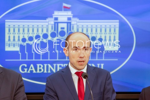  02.12.2016 WARSZAWA SEJM<br />POSIEDZENIE SEJMU RP<br />KONFERENCJA GABINETU CIENI<br />N/Z BORYS BUDKA<br /> 