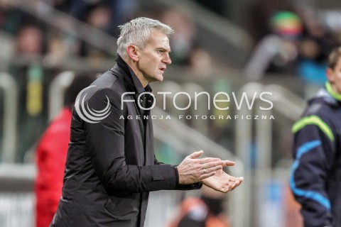  02.12.2016 WARSZAWA PILKA NOZNA <br />FOOTBALL EKSTRAKLASA STADION LEGII<br />MECZ LEGIA WARSZAWA - WISLA PLOCK<br />N/Z JACEK MAGIERA - TRENER LEGII ( HEAD COACH ) <br /> 