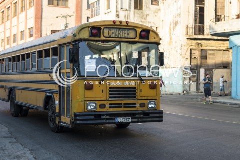  02.12.2016 KUBA HAWANA<br />ZDJECIE ILUSTRACYJNE<br />POJAZDY NA KUBIE<br />N/Z AUTOBUS NA ULICACH HAWANY<br /> 