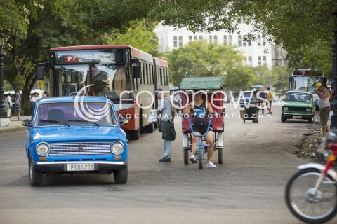  02.12.2016 KUBA HAWANA<br />ZDJECIE ILUSTRACYJNE<br />POJAZDY NA KUBIE<br />N/Z POJAZDY NA ULICACH HAWANY<br /> 