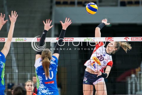  03.12.2016 LODZ SIATKOWKA ORLEN LIGA SEZON 2016/2017 WOMEN VOLLEYBALL POLISH <br />
BEEF MASTER BUDOWLANI LODZ - ATOM TREFL SOPOT<br />
N/Z MARTYNA GRAJBER<br />
 