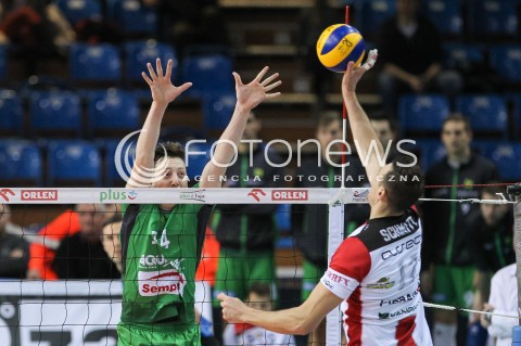  03.12.2016 RZESZOW<br />SIATKOWKA PLUSLIGA 2016/2017 MEN VOLLEYBALL POLAND POLISH PLUS LIGA LEAGUE SEASON 2016/2017<br />MECZ ASSECO RESOVIA RZESZOW - BBTS BIELSKO - BIALA <br />N/Z ADAM BARTOS BLOK<br /> 