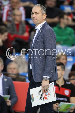  03.12.2016 RZESZOW<br />SIATKOWKA PLUSLIGA 2016/2017 MEN VOLLEYBALL POLAND POLISH PLUS LIGA LEAGUE SEASON 2016/2017<br />MECZ ASSECO RESOVIA RZESZOW - BBTS BIELSKO - BIALA <br />N/Z ANDRZEJ KOWAL - I TRENER ( HEAD COACH ) SYLWETKA <br /> 